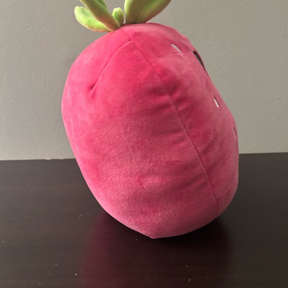 Authentic Kellytoy Squishmallows Sissy Strawberry Claire’s Exclusive 9 Plush NWT - Picture 2 of 9